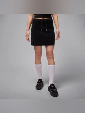 Nike Air Jordan Women’s Fuzzy Black Mini Skirt Size Small NWT